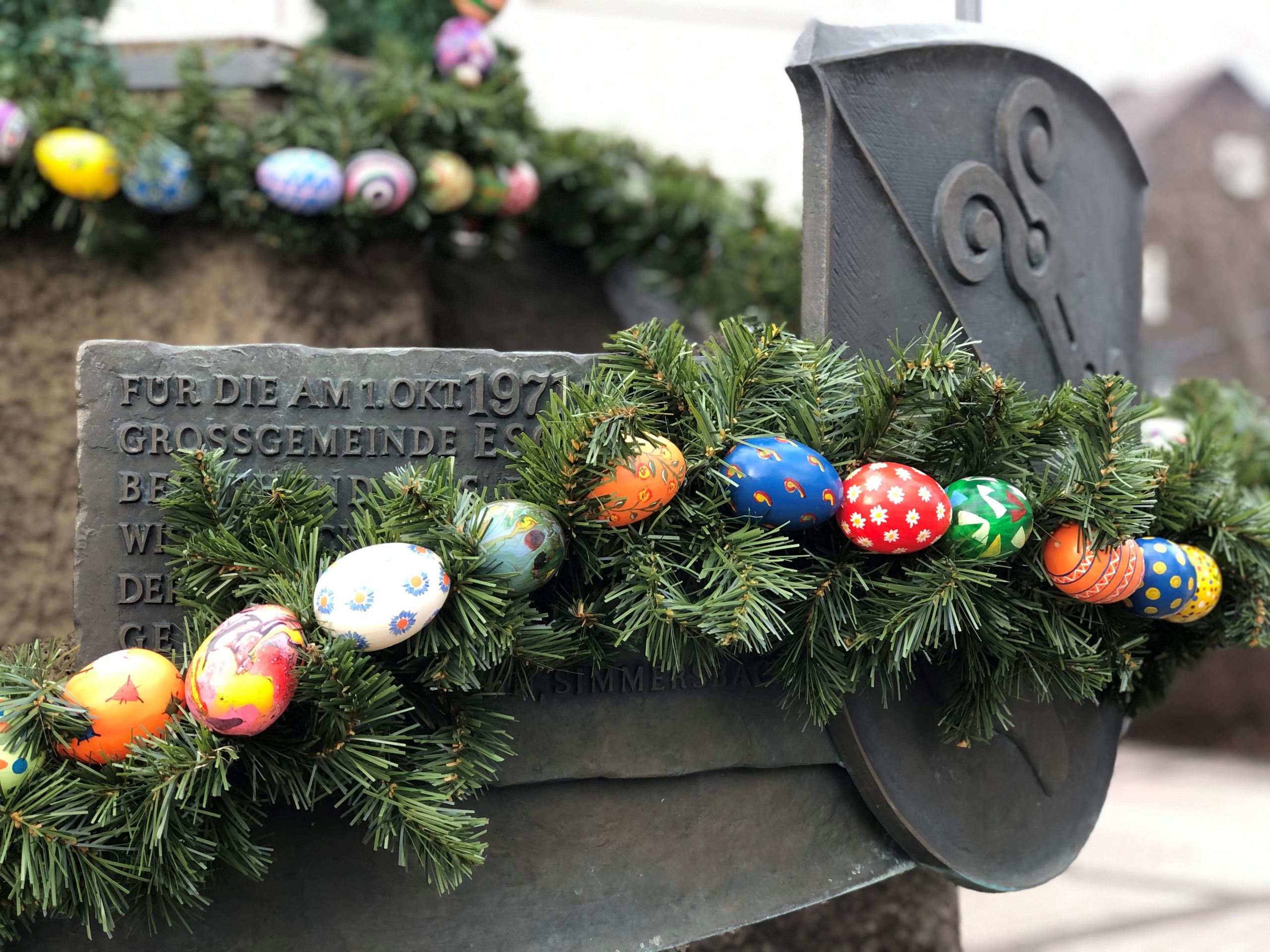 Osterbrunnen am Rathaus